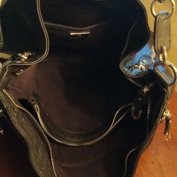 Charles David Large Leather Hobo Bag EUC - Picture 6 of 9